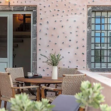 Frescoes Luxury By Kb Hospitality 4* Санторини